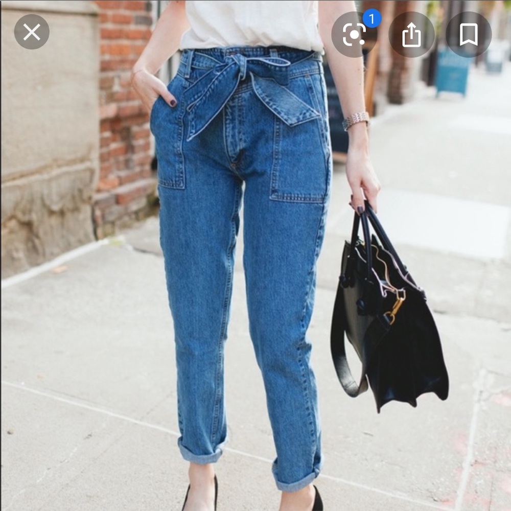 Abercrombie & Fitch paper bag jeans